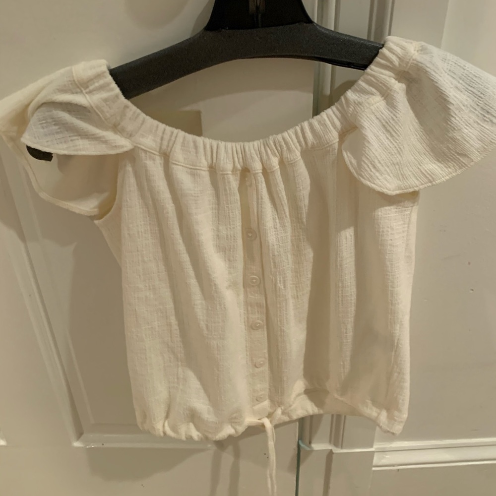 off or on the shoulder tie at the bottom top